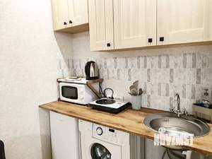 Студия квартира, посуточно, 35м2, 13/14 этаж